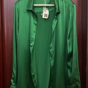 Ser.o.ya silk Brandon green shirt in size M